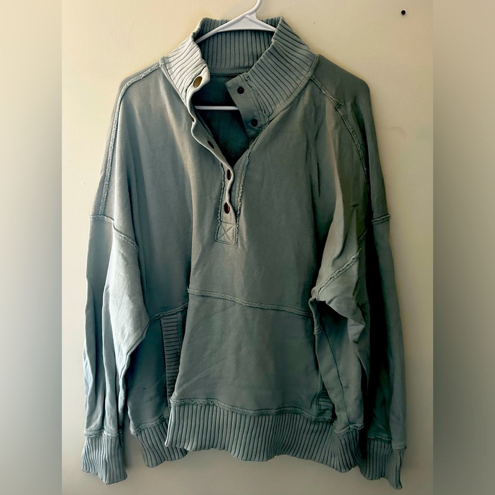 Women’s Aerie half button/snap down sweatshirt dusty blue size large
